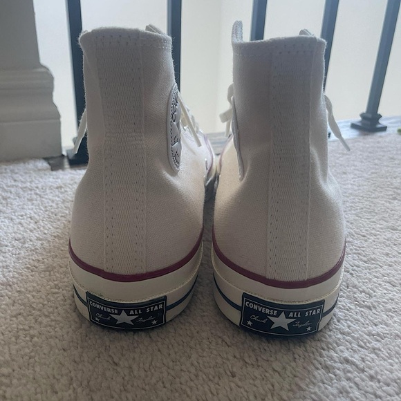 Chuck Taylor Converse - Picture 3 of 4